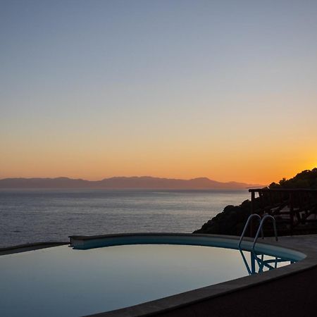 Vista Mozzafiato A Picco Sul Mare Villa Patty Torre delle Stelle Zewnętrze zdjęcie