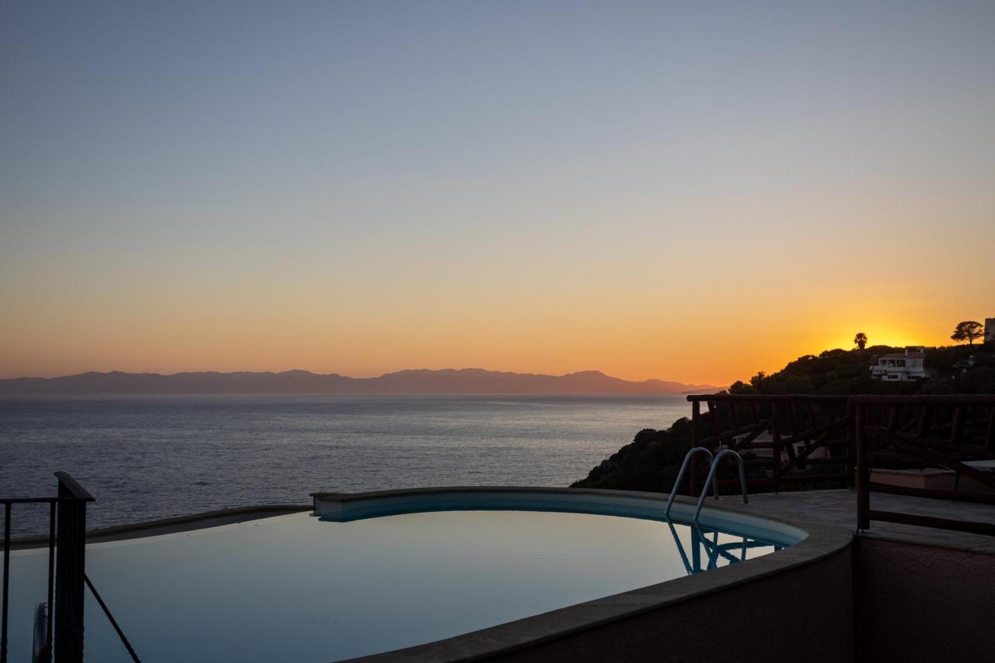 Vista Mozzafiato A Picco Sul Mare Villa Patty Torre delle Stelle Zewnętrze zdjęcie