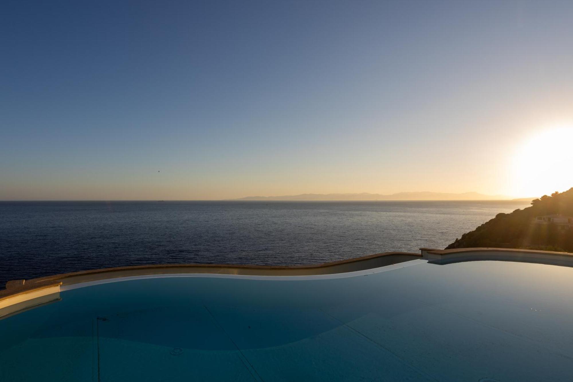 Vista Mozzafiato A Picco Sul Mare Villa Patty Torre delle Stelle Zewnętrze zdjęcie